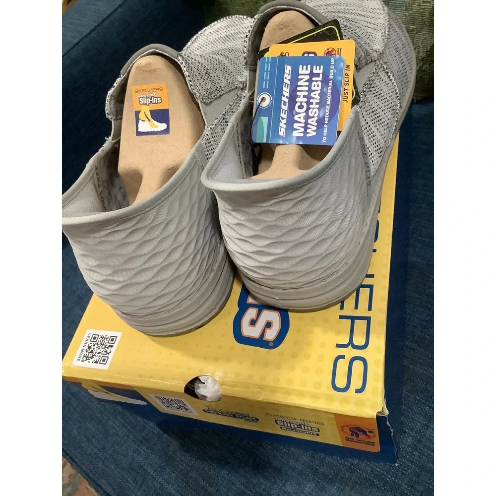 Skechers hands free